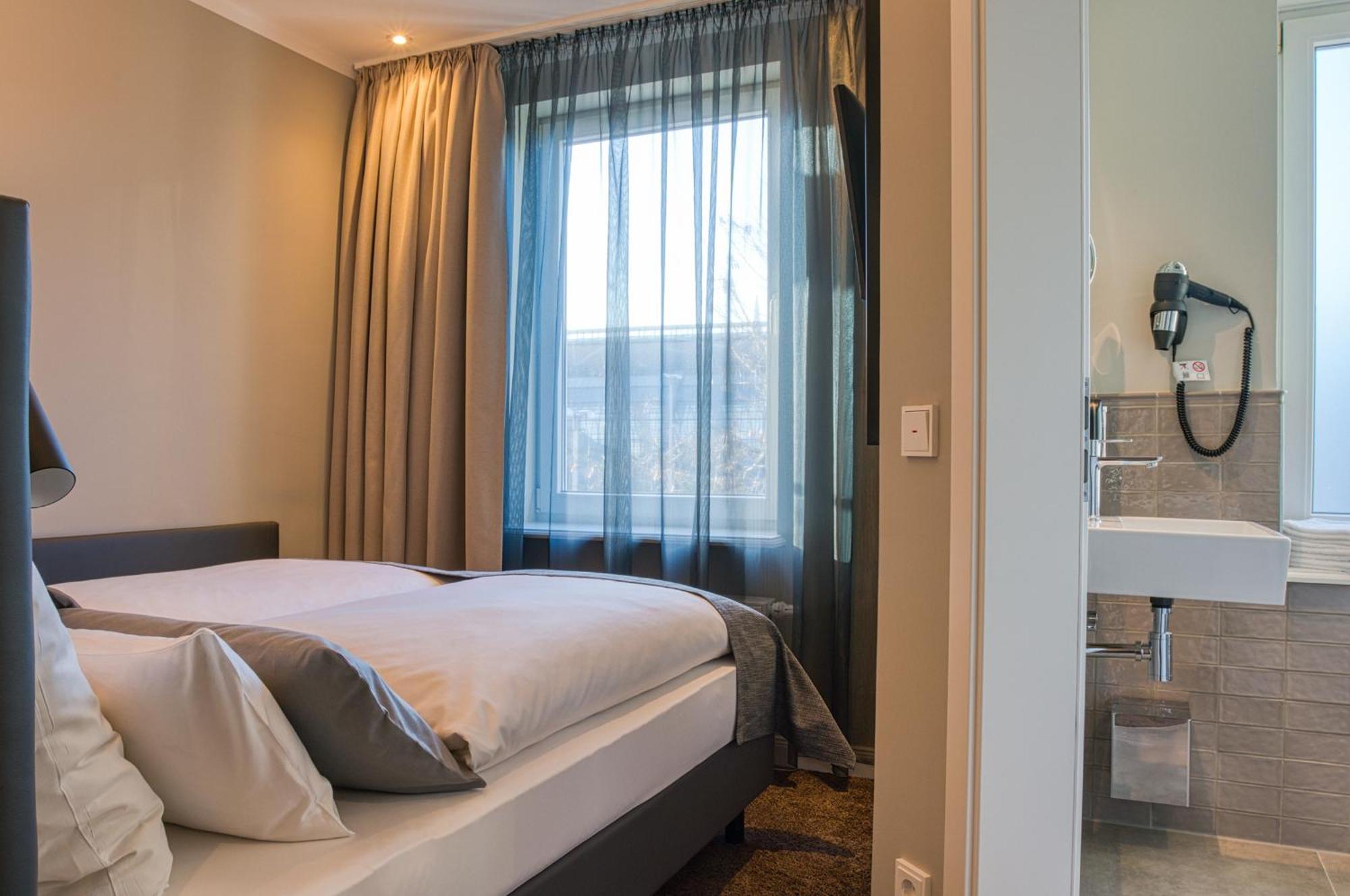 Standard Double Room,1629890350:JPEG