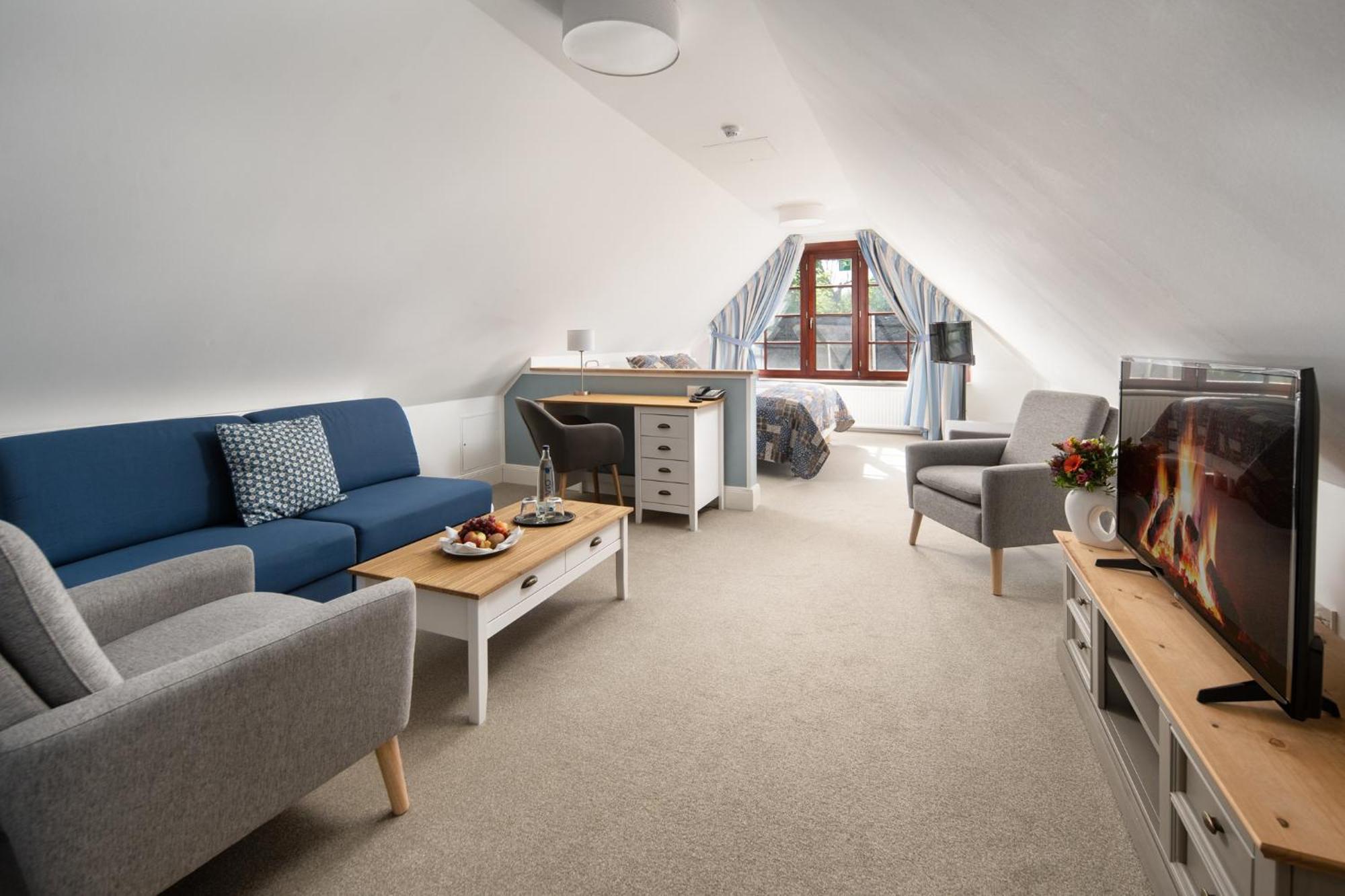 Superior Double Room / Triple Room,1597547955:JPEG