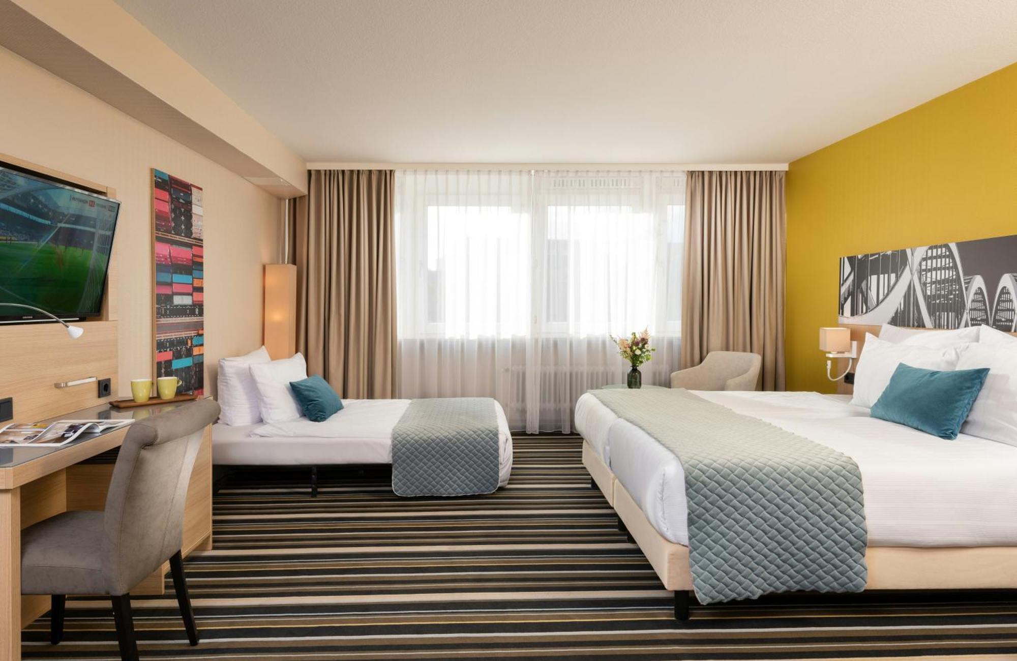 Comfort Triple Room