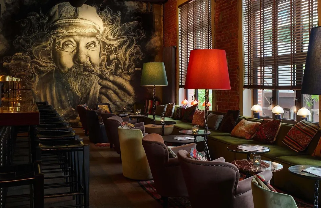 25hours Hotel Altes Hafenamt-1